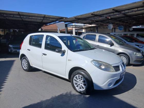 RENAULT SANDERO 1.0 AUTHENTIQUE 16V FLEX 4P MANUAL RENAULT SANDERO 1.0 AUTHENTIQUE 16V FLEX 4P MANUAL